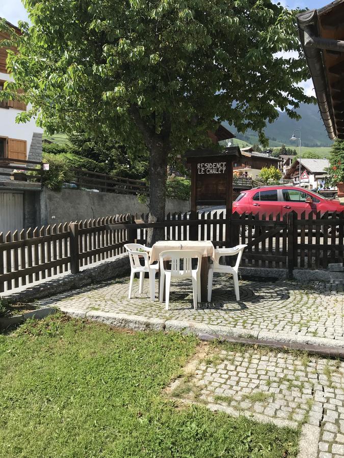 Family Apartments Le Chalet ชัมโปลุก ภายนอก รูปภาพ