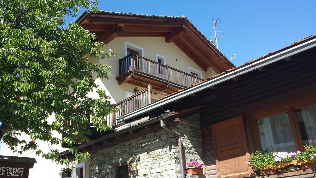 Family Apartments Le Chalet ชัมโปลุก ภายนอก รูปภาพ